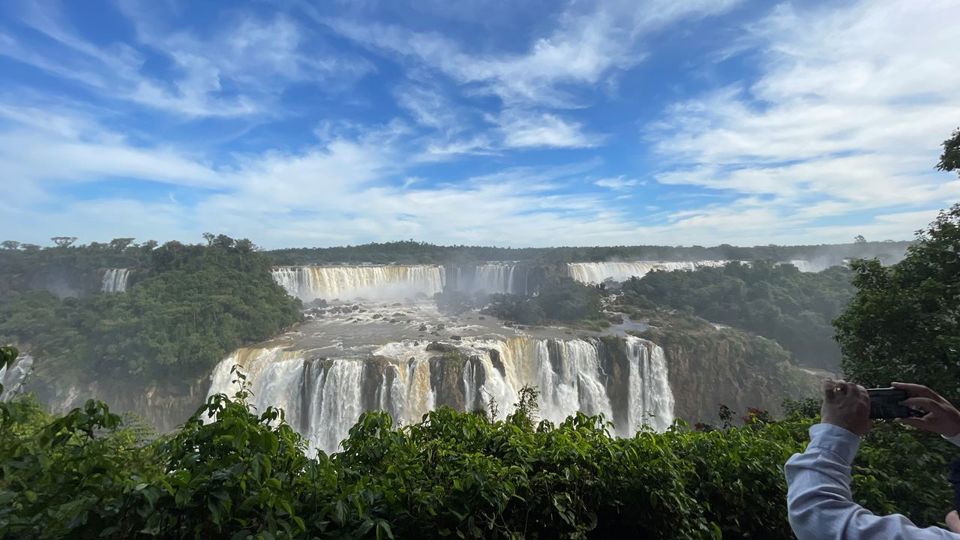 Brazilian Side of Falls with Guide & Transfers foto 6