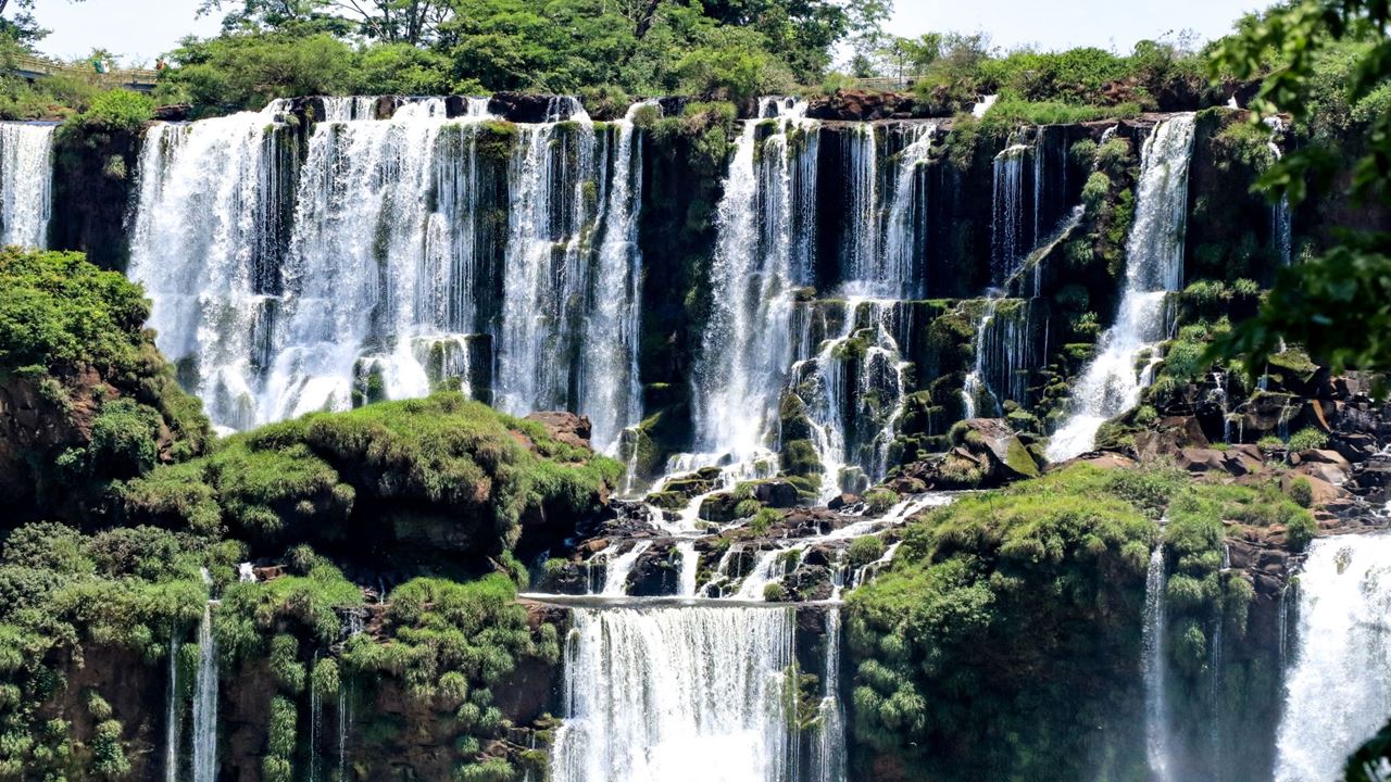 Iguazu Falls Brazilian Side With Bird Park (1)